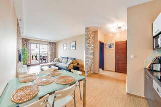 Апартаменты Apartamenty Sun & Snow Świnoujście Platan Свиноуйсьце One-Bedroom Apartment - 16 Wojska Polskiego-1